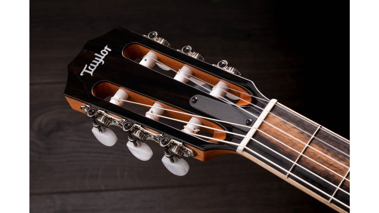 Taylor 812ce-N Acoustic Guitar 10 Taylor 812ce-N Acoustic Guitar - Image 10