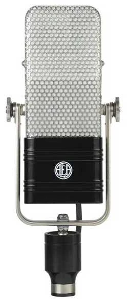 AEA R44CE Ribbon Microphone With XLR Cable And Protective Case 1 AEA R44CE Ribbon Microphone With XLR Cable And Protective Case