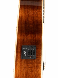 Maton 75th Diamond Edition -Guitar Store DiamondPickup 900 1200 s