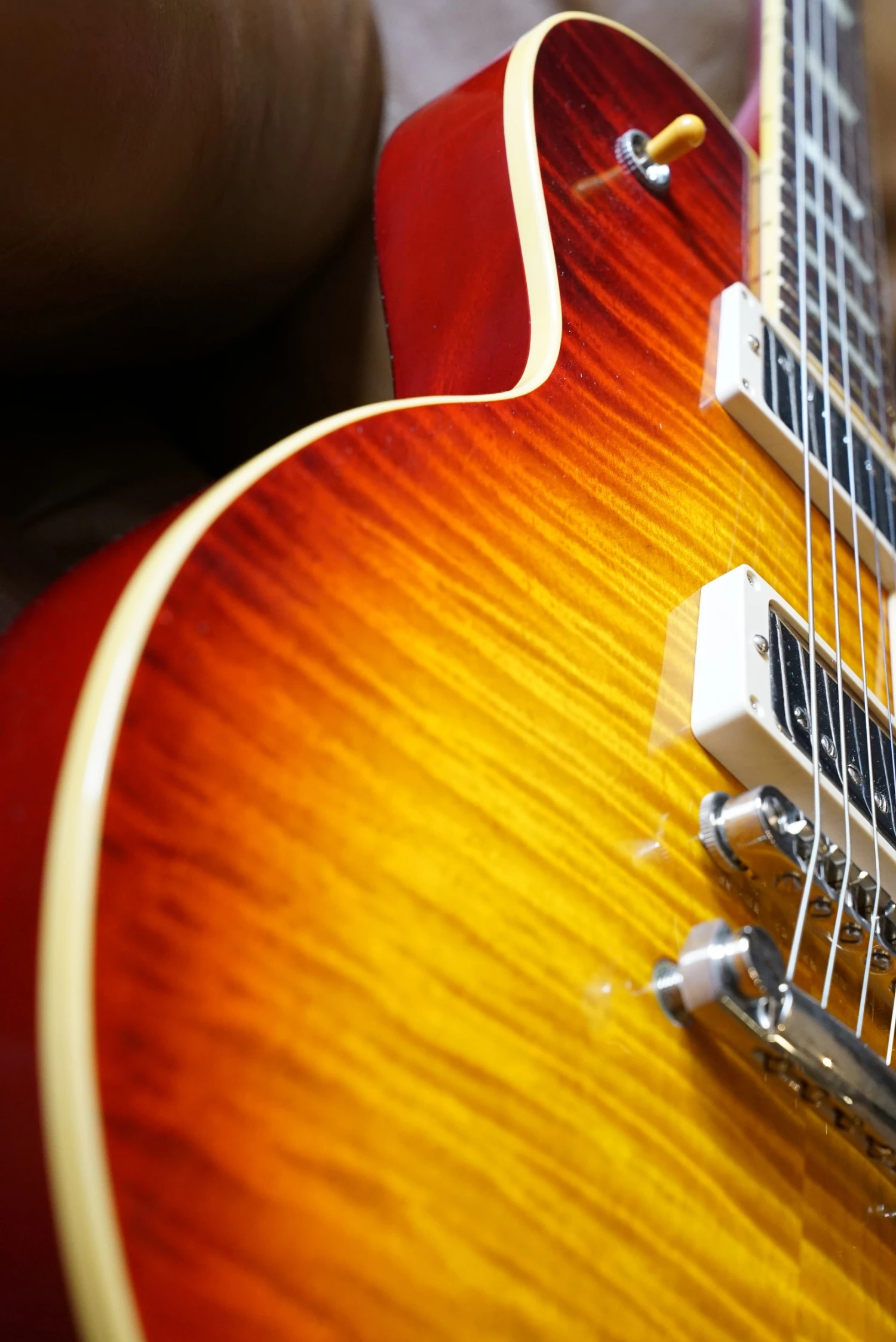 Heritage Custom Shop Core Collection H-150 - Dark Cherry Sunburst 6 Heritage Custom Shop Core Collection H-150 - Dark Cherry Sunburst - Image 6