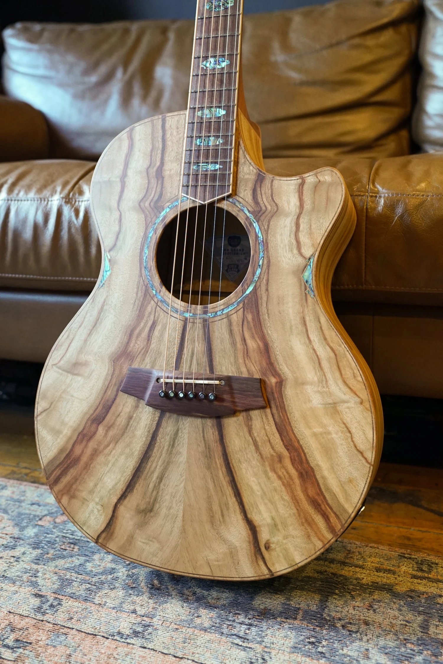 Cole Clark Angel 3 Acoustic Guitar - Camphor Laurel AN3EC-CLCL-AE 2 Cole Clark Angel 3 Acoustic Guitar - Camphor Laurel AN3EC-CLCL-AE - Image 2