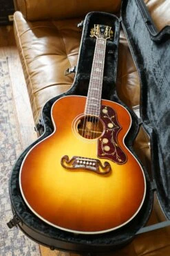 Gibson Custom Shop SJ-200 Australian Blackwood Acoustic Guitar -Guitar Store GFP 231219 DSC05946