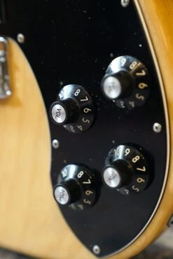 Pre-Owned Fender American Professional Telecaster Deluxe ShawBucker Natural W/Case “2018 -Guitar Store GFP 240216 DSC06778