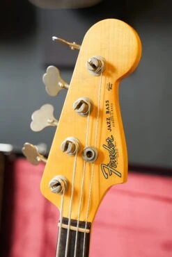 Fender Custom Shop Limited Edition '64 Jazz Bass Journeyman Relic - Super Faded Aged Three-Tone Sunburst -Guitar Store GFP 240226 DSC06938