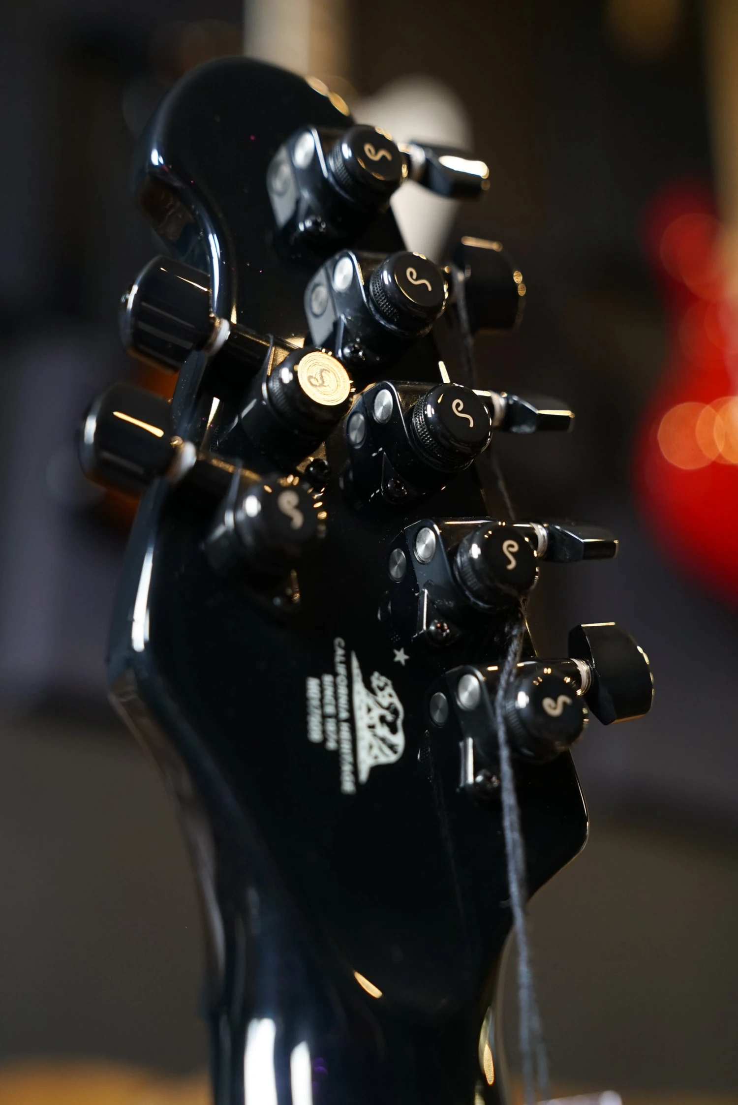 Music Man Majesty 7-String - Wisteria Blossom 10 Music Man Majesty 7-String - Wisteria Blossom - Image 10