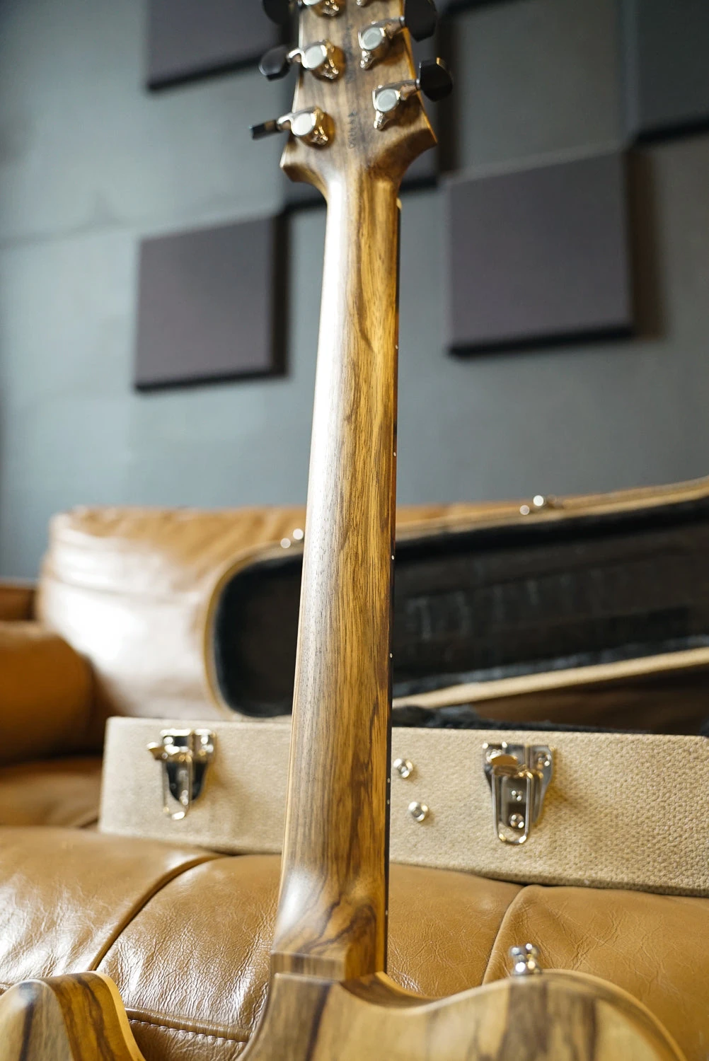 Nik Huber Rietbergen - Charcoal (Black Korina Body/Neck) 18 Nik Huber Rietbergen - Charcoal (Black Korina Body/Neck) - Image 18