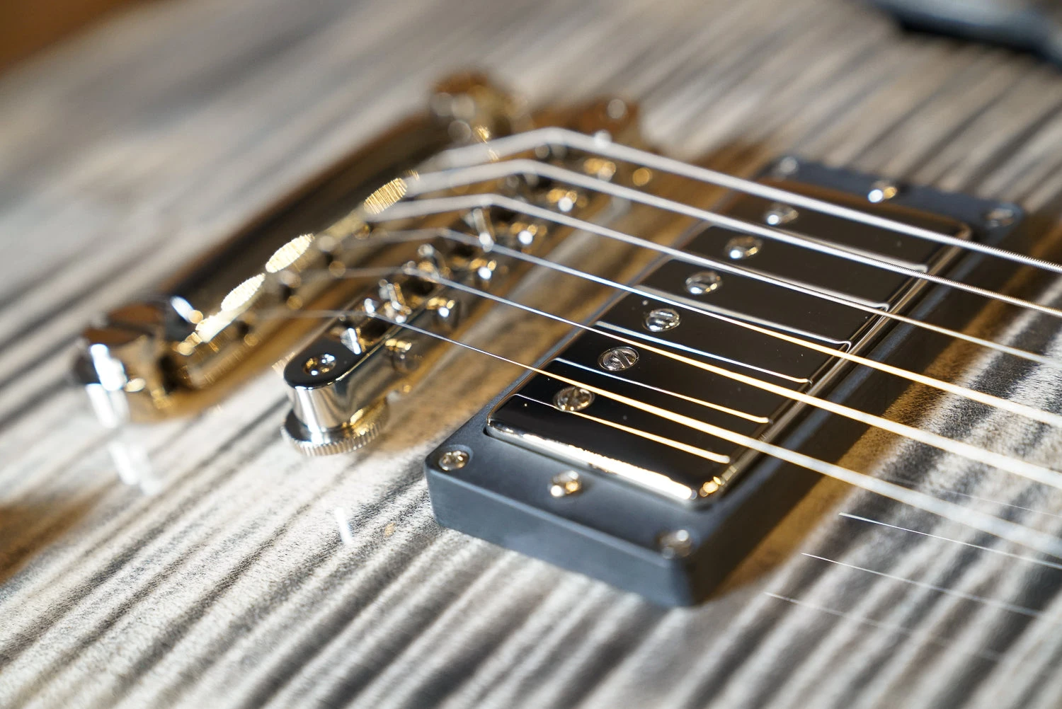 Nik Huber Rietbergen - Charcoal (Black Korina Body/Neck) 10 Nik Huber Rietbergen - Charcoal (Black Korina Body/Neck) - Image 10