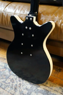 Pre-Owned Jerry Jones Shorthorn Guitar 3 Pickup -Guitar Store GFP 241011 DSC00433