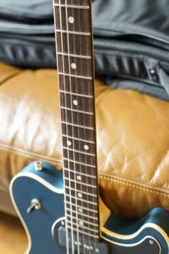 Nik Huber Krautster III - Petrol Blue 14 Nik Huber Krautster III - Petrol Blue -Guitar Store GFP 241105 DSC00862