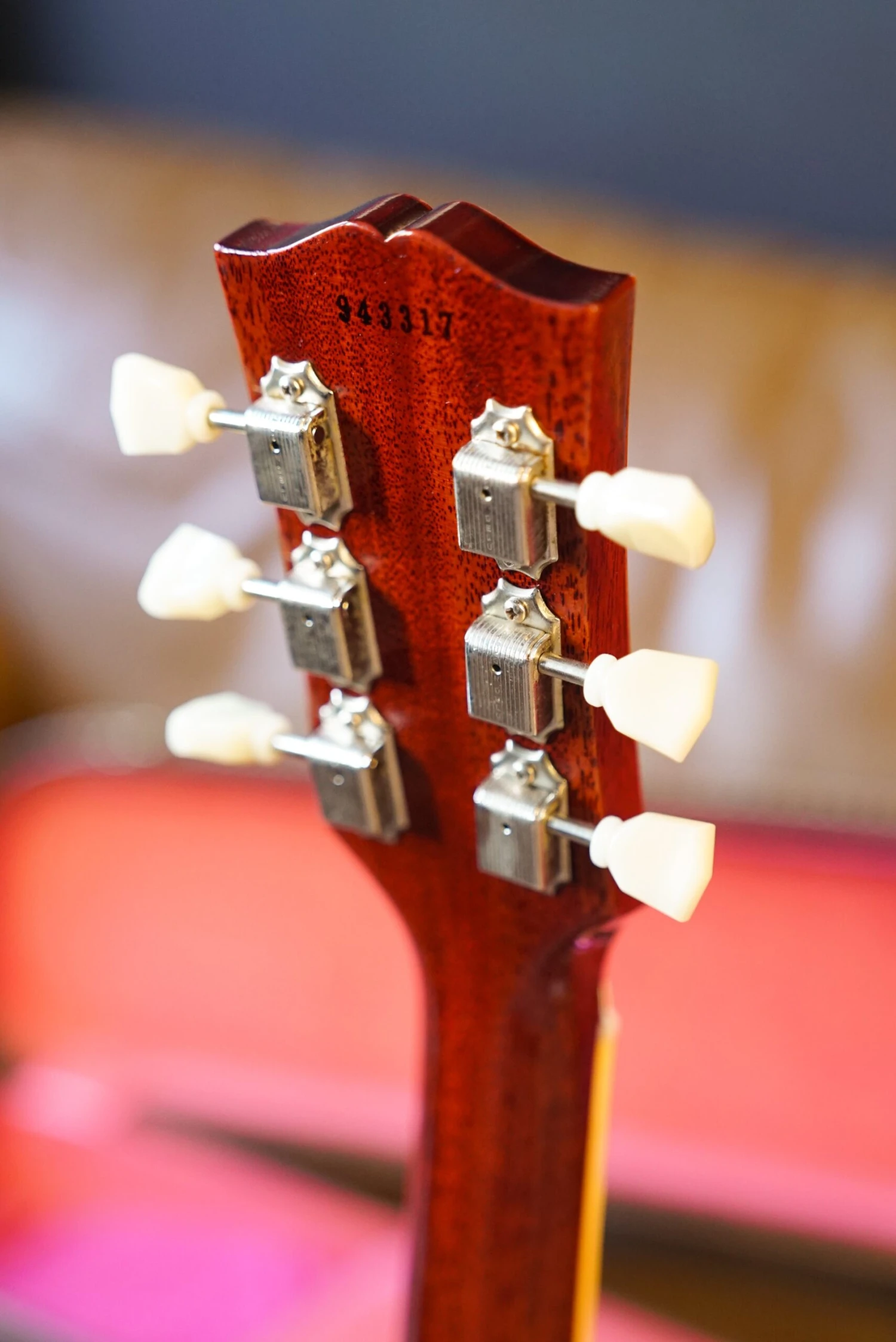 Gibson Custom Shop '59 Les Paul Standard Reissue - Washed Cherry Sunburst VOS 9 Gibson Custom Shop '59 Les Paul Standard Reissue - Washed Cherry Sunburst VOS - Image 9