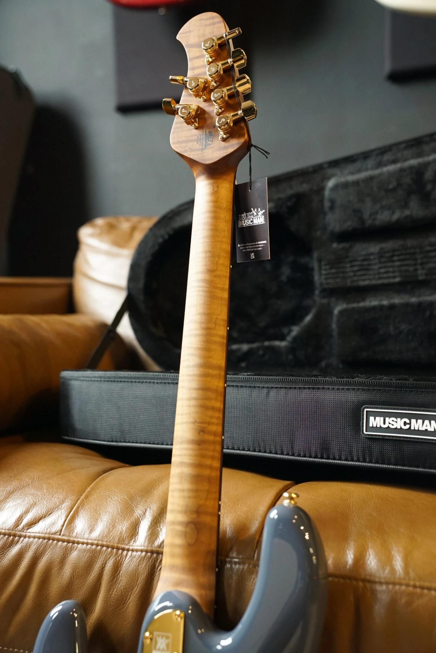 Ernie Ball Music Man StingRay II, Charcoal Blue 6 Ernie Ball Music Man StingRay II, Charcoal Blue - Image 6