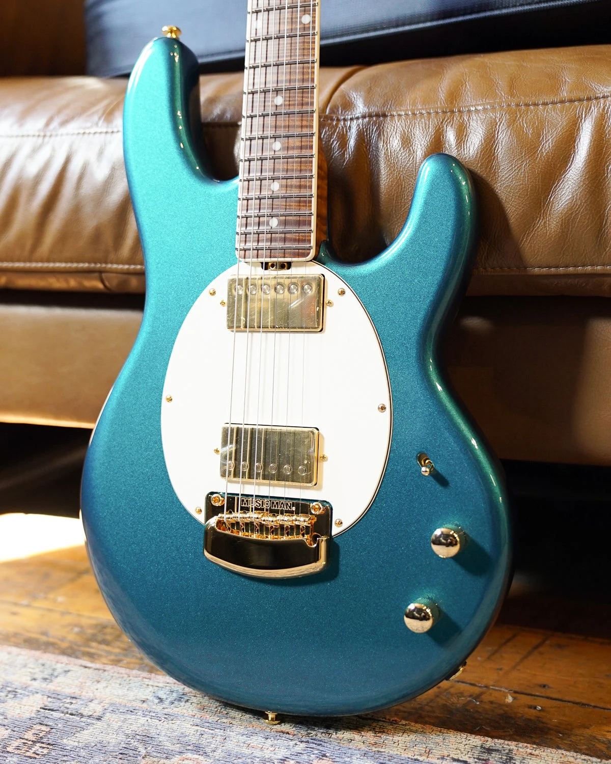 Ernie Ball Music Man StingRay II Deluxe, Pine Green 2 Ernie Ball Music Man StingRay II Deluxe, Pine Green - Image 2