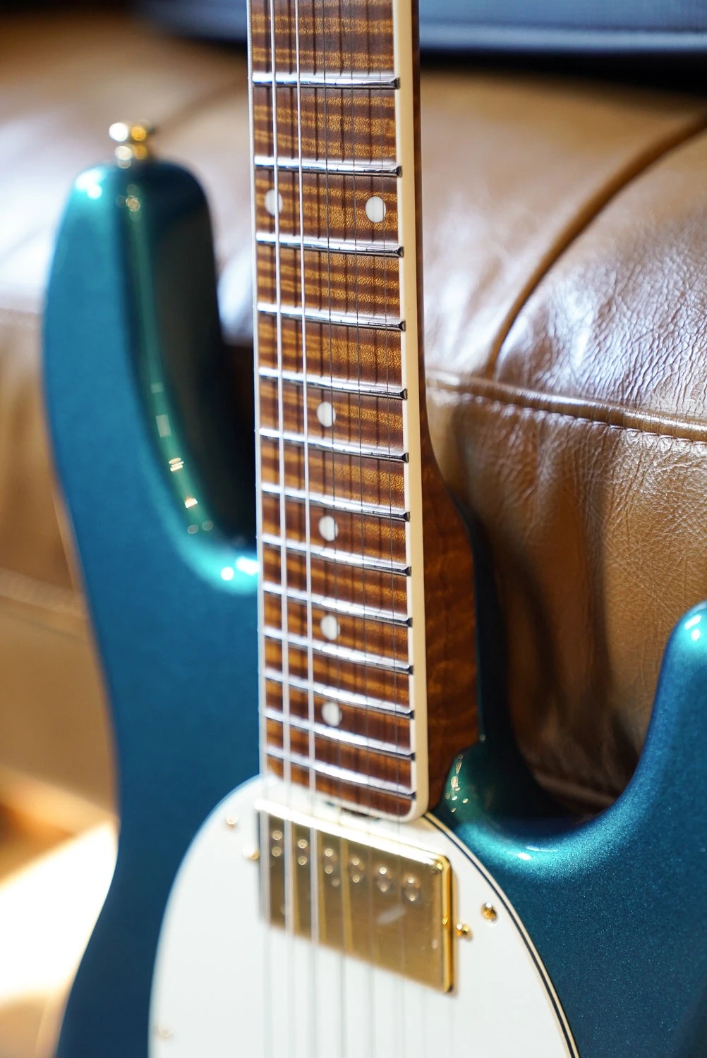 Ernie Ball Music Man StingRay II Deluxe, Pine Green 3 Ernie Ball Music Man StingRay II Deluxe, Pine Green - Image 3