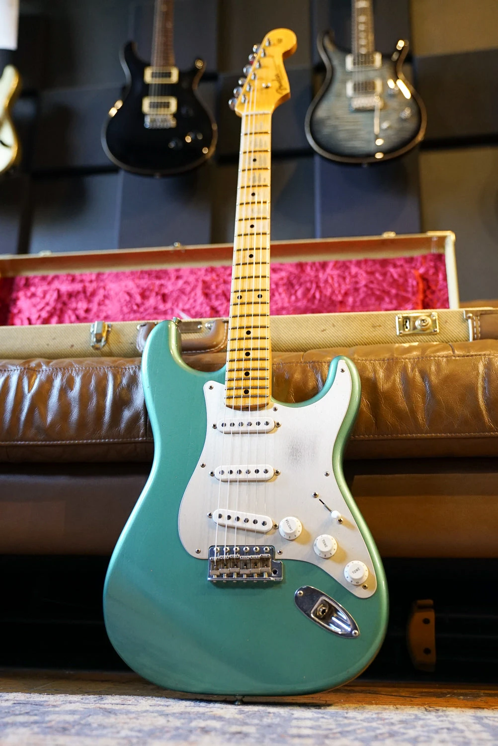 Pre-Owned Fender Custom Shop Ltd 55 Dual-Mag Strat Journeyman Relic 1 Pre-Owned Fender Custom Shop Ltd 55 Dual-Mag Strat Journeyman Relic