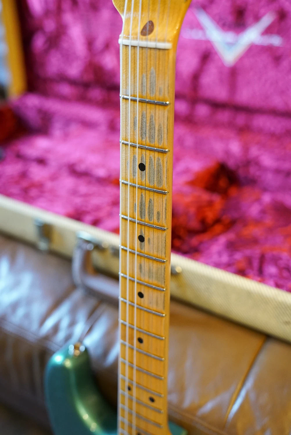 Pre-Owned Fender Custom Shop Ltd 55 Dual-Mag Strat Journeyman Relic 6 Pre-Owned Fender Custom Shop Ltd 55 Dual-Mag Strat Journeyman Relic - Image 6