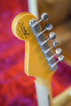 Pre-Owned Fender Custom Shop Ltd 55 Dual-Mag Strat Journeyman Relic 25 Pre-Owned Fender Custom Shop Ltd 55 Dual-Mag Strat Journeyman Relic -Guitar Store GFP 250414 DSC03023