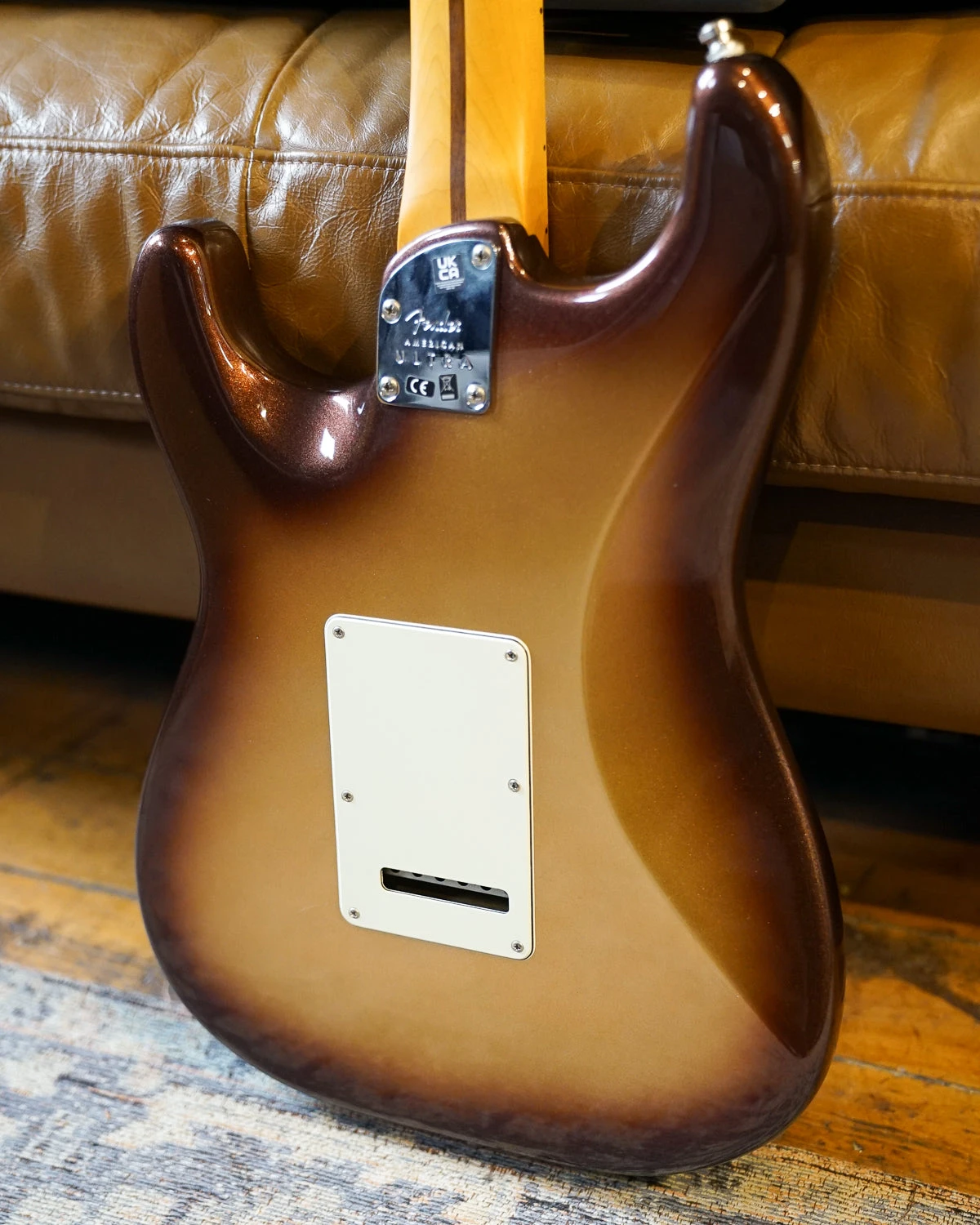 Pre-Owned Fender American Ultra Stratocaster Mochaburst "2021 7 Pre-Owned Fender American Ultra Stratocaster Mochaburst "2021 - Image 7