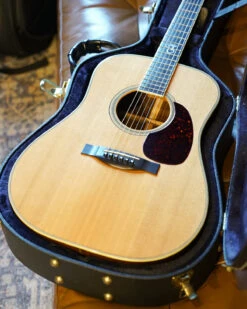 Pre-Owned Santa Cruz Guitar Company Tony Rice Model "1997 27 Pre-Owned Santa Cruz Guitar Company Tony Rice Model "1997 -Guitar Store GFP 250417 DSC03108