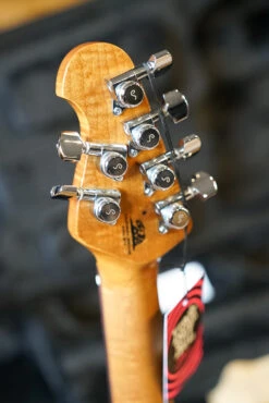 Music Man Luke 4 HH Maple Top - Afterburn 15 Music Man Luke 4 HH Maple Top - Afterburn -Guitar Store GFP 250430 DSC03268