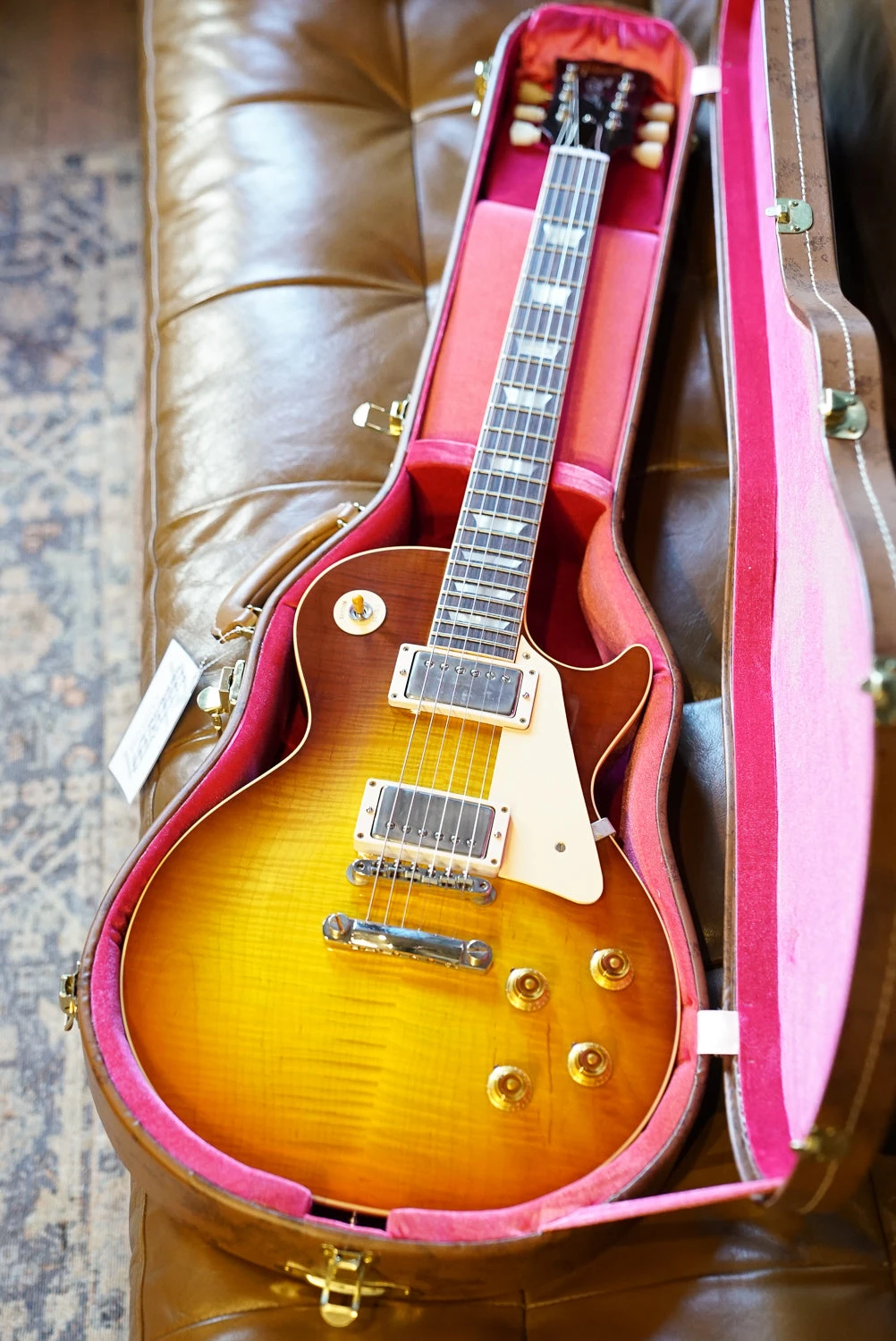 Gibson Custom Shop Murphy Lab Ultra Light Aged '59 Les Paul Standard Reissue - Royal Teaburst, Light Back Upgrade 15 Gibson Custom Shop Murphy Lab Ultra Light Aged '59 Les Paul Standard Reissue - Royal Teaburst, Light Back Upgrade - Image 15