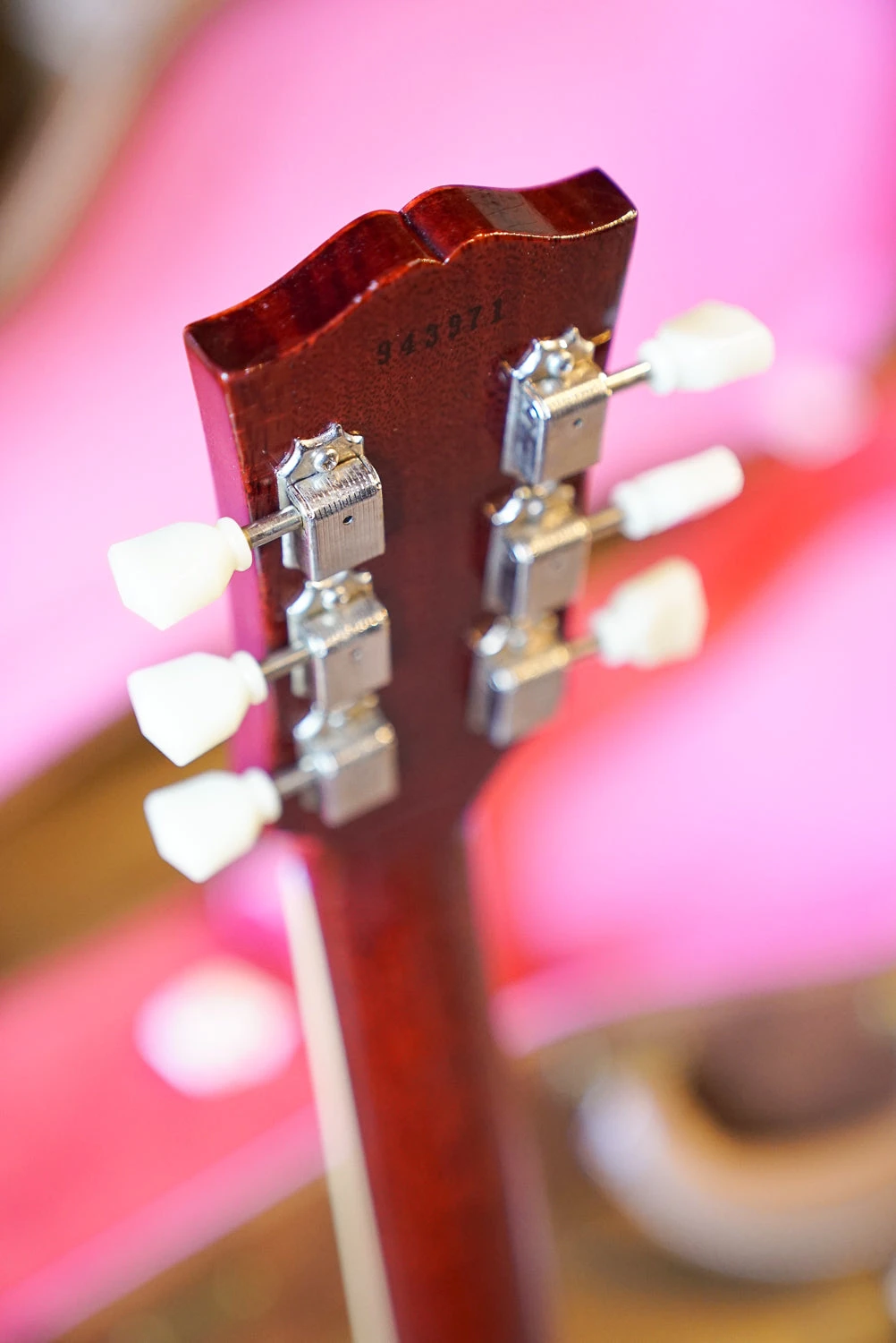 Gibson Custom Shop Murphy Lab Ultra Light Aged '59 Les Paul Standard Reissue - Royal Teaburst, Light Back Upgrade 13 Gibson Custom Shop Murphy Lab Ultra Light Aged '59 Les Paul Standard Reissue - Royal Teaburst, Light Back Upgrade - Image 13