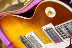 Gibson Custom Shop Murphy Lab Ultra Light Aged '59 Les Paul Standard Reissue - Royal Teaburst, Light Back Upgrade 20 Gibson Custom Shop Murphy Lab Ultra Light Aged '59 Les Paul Standard Reissue - Royal Teaburst, Light Back Upgrade -Guitar Store GFP 250501 DSC03280