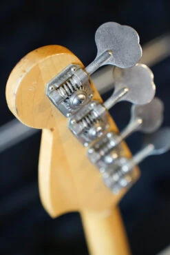 Pre-Owned Ibanez 1977 Silver Series P-Bass W/Case -Guitar Store GFP 250508 DSC03376