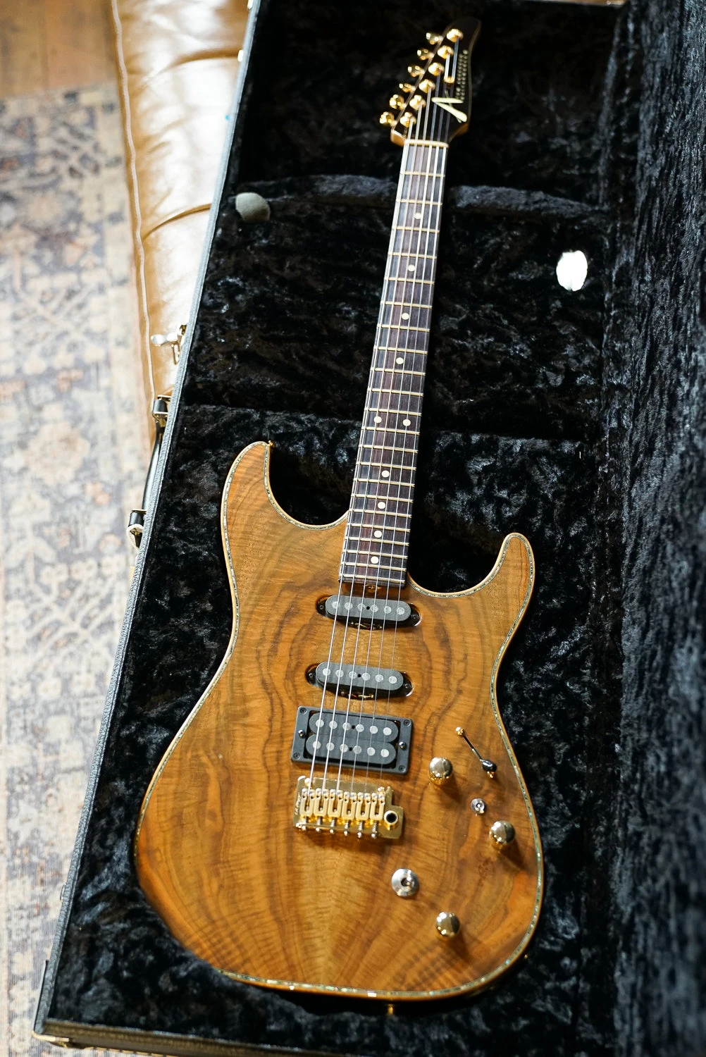 Pre-Owned Tom Anderson Hollow Drop Top Walnut Top W/Case "1999 12 Pre-Owned Tom Anderson Hollow Drop Top Walnut Top W/Case "1999 - Image 12