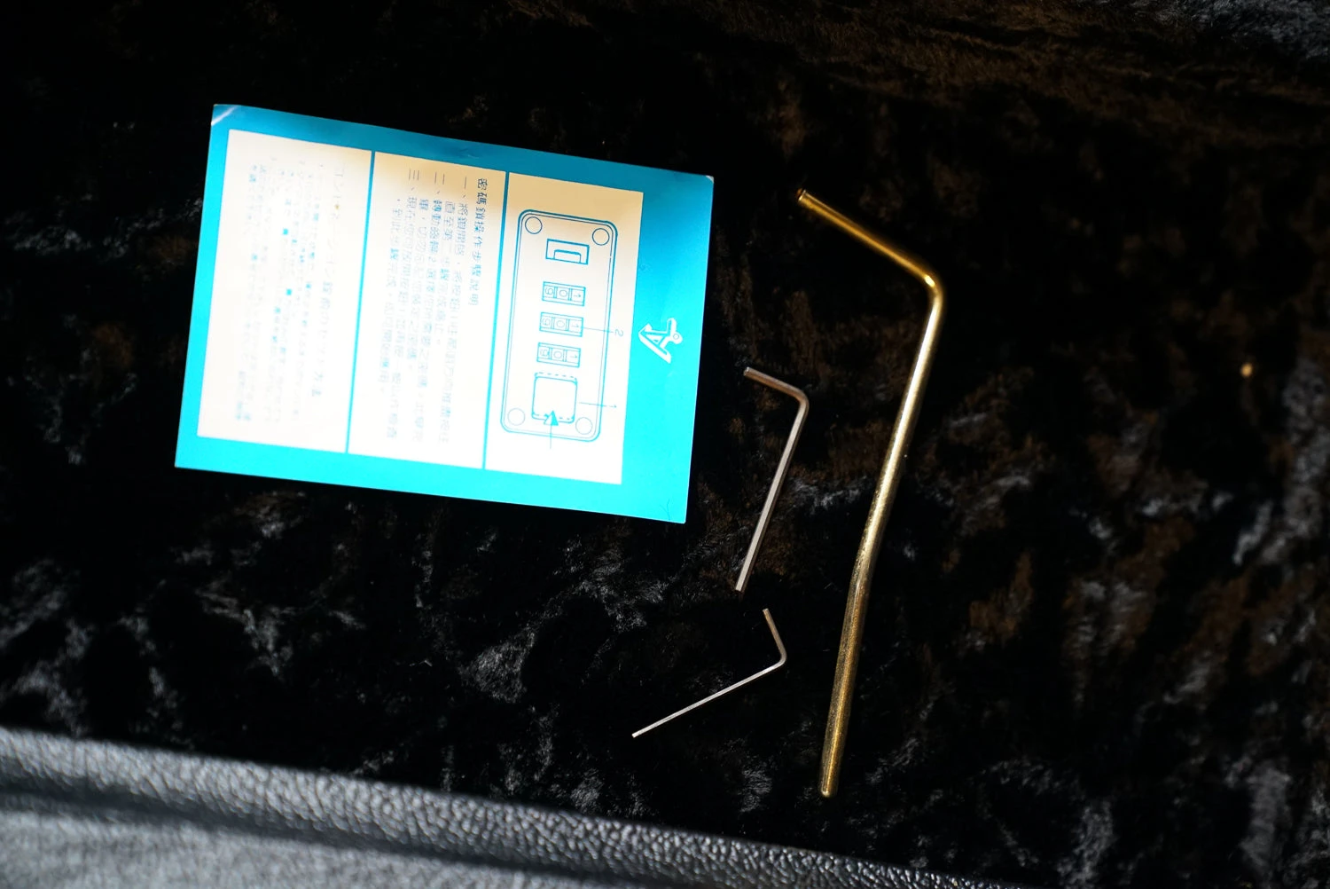 Pre-Owned Tom Anderson Hollow Drop Top Walnut Top W/Case "1999 13 Pre-Owned Tom Anderson Hollow Drop Top Walnut Top W/Case "1999 - Image 13