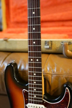 Pre-Owned Fender US Lone Star Stratocaster Sunburst W/Case "1996 13 Pre-Owned Fender US Lone Star Stratocaster Sunburst W/Case "1996 -Guitar Store GFP 250521 DSC03525