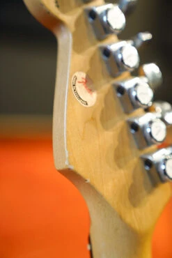 Pre-Owned Fender US Lone Star Stratocaster Sunburst W/Case "1996 20 Pre-Owned Fender US Lone Star Stratocaster Sunburst W/Case "1996 -Guitar Store GFP 250521 DSC03530