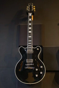 Pre-Owned Heritage Millennium DC Black