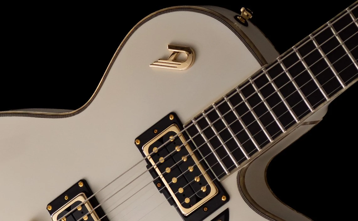 DUESENBERG FANTOM A AGED WHITE 5 DUESENBERG FANTOM A AGED WHITE - Image 5