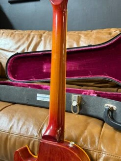 Pre-Owned 1973 Gibson Les Paul Deluxe Cherry Sunburst W/Case -Guitar Store IMG 1608 7734b970 8093 420e a58a b6d2af0d19bf