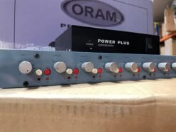 Pre-Owned Oram Sonics Octasonic+ 8-Channel Microphone Preamp Rack 8 Pre-Owned Oram Sonics Octasonic+ 8-Channel Microphone Preamp Rack -Guitar Store IMG 3466