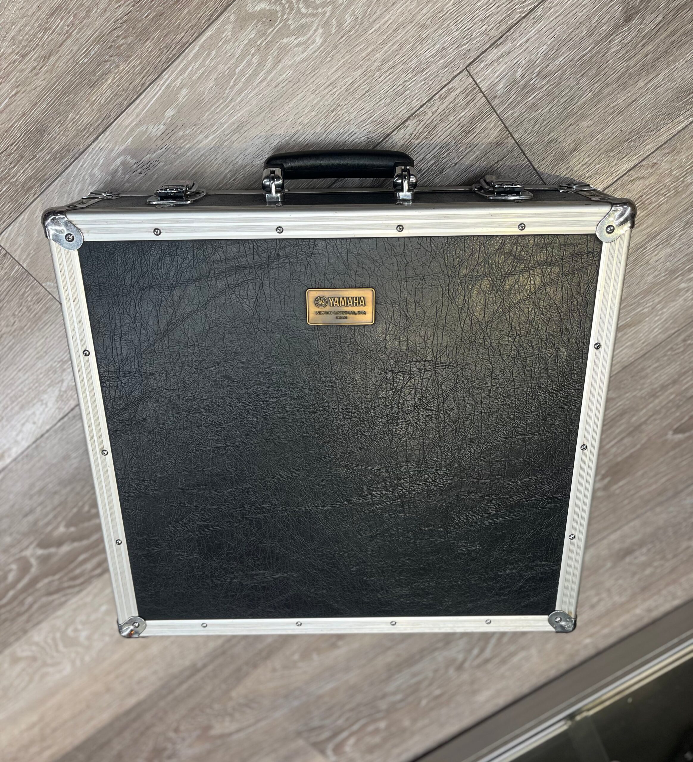 Pre-Owned Yamaha SB-100 Multi-Effect Pedalboard 4 Pre-Owned Yamaha SB-100 Multi-Effect Pedalboard - Image 4