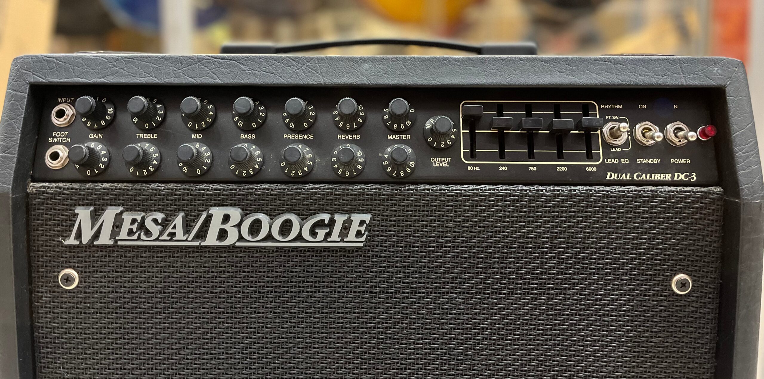 Pre-Owned Mesa Boogie Dual Caliber DC-3 Combo Amplifier 3 Pre-Owned Mesa Boogie Dual Caliber DC-3 Combo Amplifier - Image 3