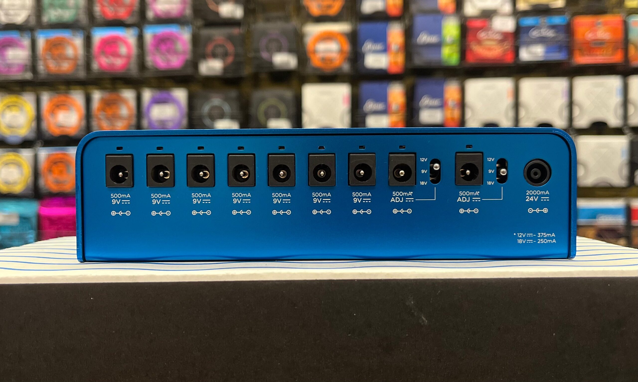 Pre-Owned Strymon Zuma Pedal Board Power Supply 2 Pre-Owned Strymon Zuma Pedal Board Power Supply - Image 2