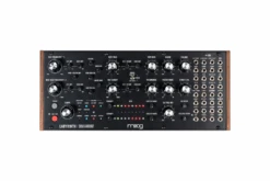 Moog Labyrinth | Semi-Modular Instrument & Idea Machine 6 Moog Labyrinth | Semi-Modular Instrument & Idea Machine -Guitar Store MOOG LABYRINTH 5
