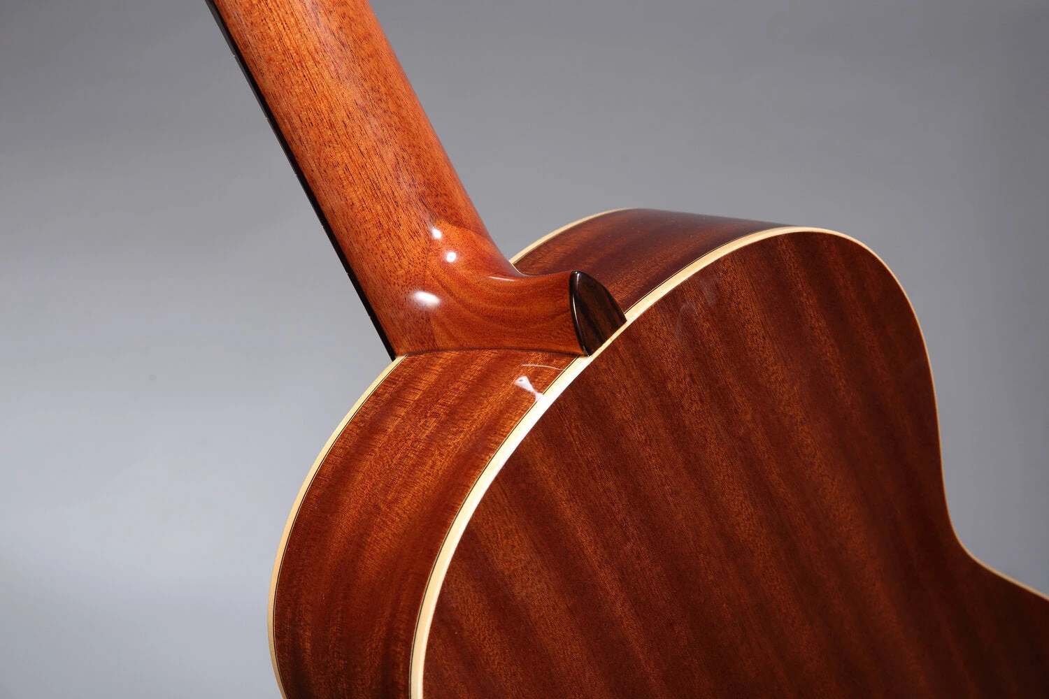 Altamira Guitars N100 7/8 Size Classical / Nylon String Guitar 4 Altamira Guitars N100 7/8 Size Classical / Nylon String Guitar - Image 4