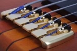 Schecter Stiletto Studio 5 FL Honey Satin Bass Guitar -Guitar Store StilettoStudio 5FL.06