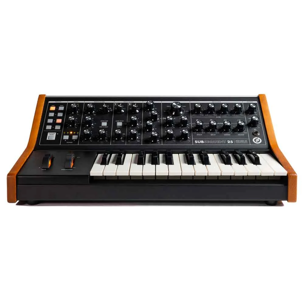 Moog Subsequent 25 1 Moog Subsequent 25