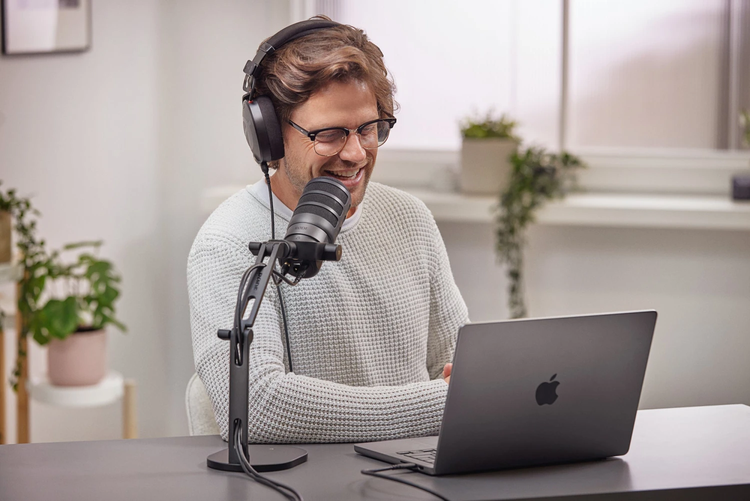 Rode DS2 Compact Desktop Studio Arm 4 Rode DS2 Compact Desktop Studio Arm - Image 4