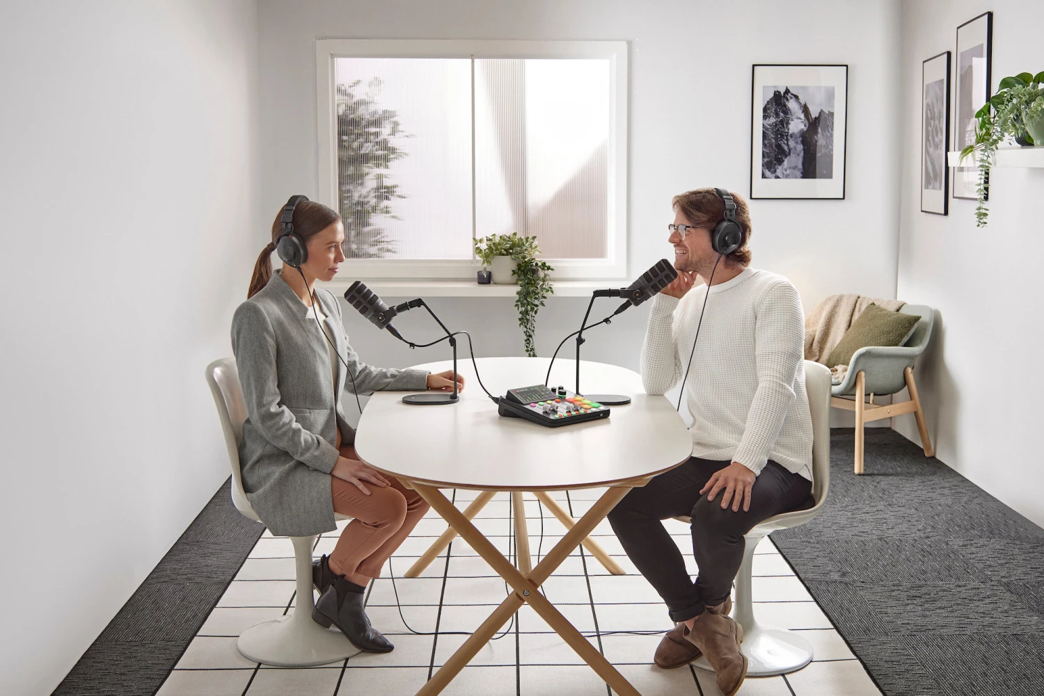 Rode DS2 Compact Desktop Studio Arm 5 Rode DS2 Compact Desktop Studio Arm - Image 5